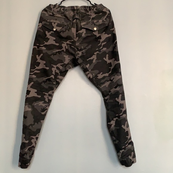 H&M camouflage cargo pants - Picture 3 of 3